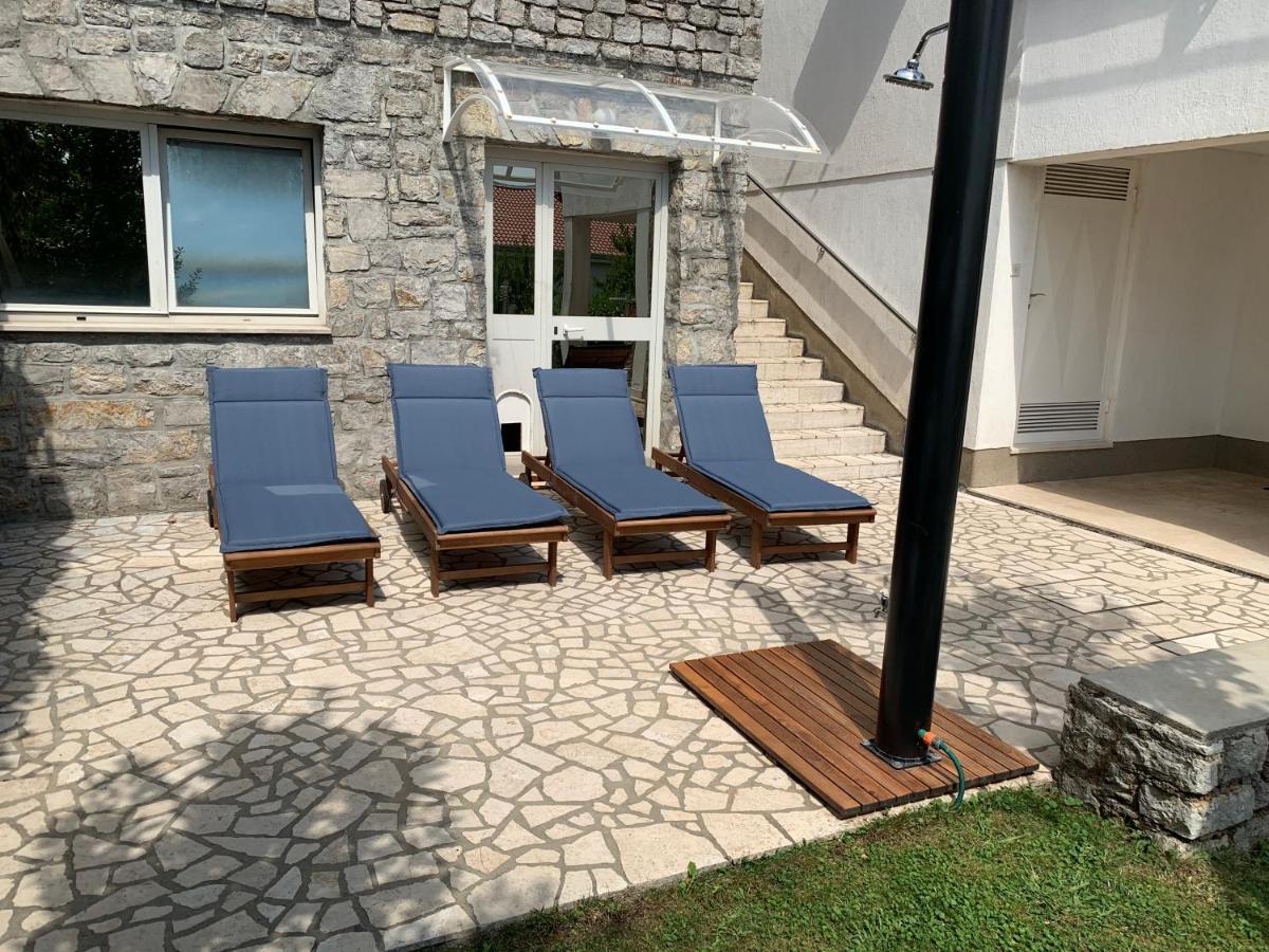Deluxe Apartment Dora With A Private Parking, Terrace And See View Rijeka Exterior photo