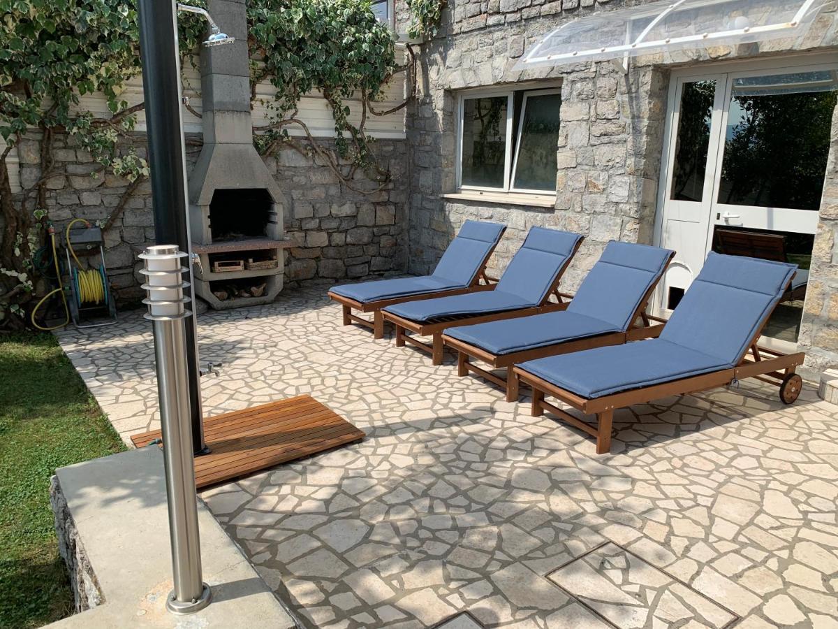 Deluxe Apartment Dora With A Private Parking, Terrace And See View Rijeka Exterior photo