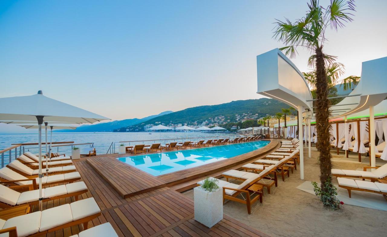 Deluxe Apartment Dora With A Private Parking, Terrace And See View Rijeka Exterior photo