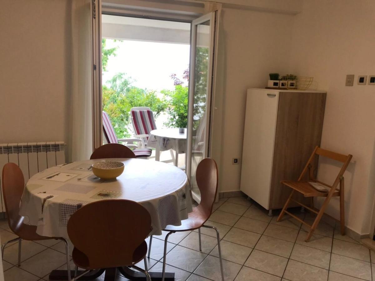 Deluxe Apartment Dora With A Private Parking, Terrace And See View Rijeka Exterior photo
